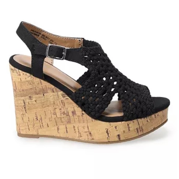 SO Taffy Women’s Wedge Sandals - Picture 5 of 5